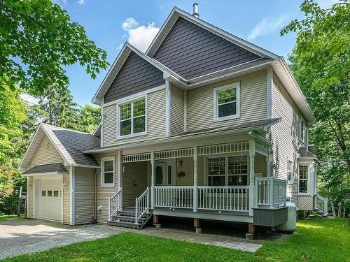 FaÃ§ade - 2780 Rue Du Manège, Hatley - Canton, QC - Outdoor With Deck Patio Veranda