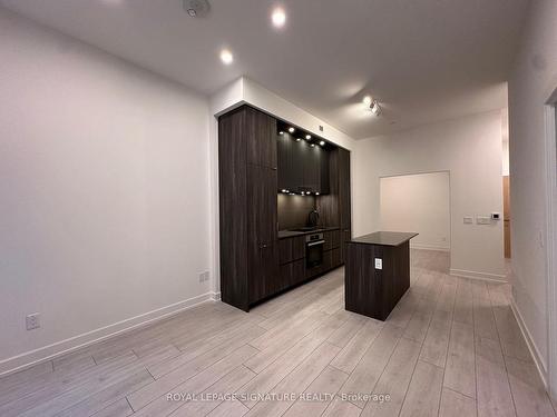 904-15 Mercer St, Toronto, ON - Indoor