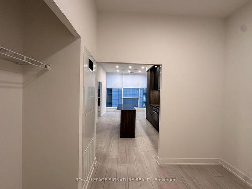 904-15 Mercer St, Toronto, ON - Indoor