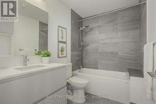 3001 - 15 Water Walk Drive, Markham (Unionville), ON - Indoor Photo Showing Bathroom