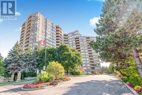 217 - 610 Bullock Drive, Markham, ON - Outdoor With Facade