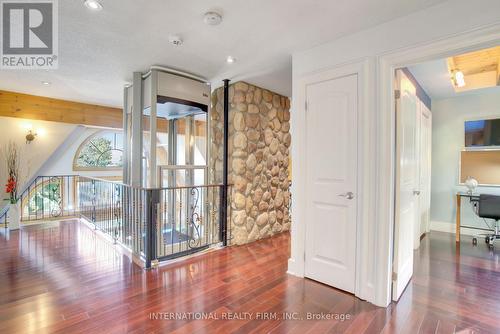 6 Pinehurst Lane, Springwater, ON - Indoor Photo Showing Other Room