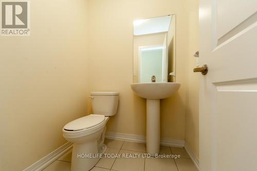 46 Carew Boulevard, Kawartha Lakes (Lindsay), ON - Indoor Photo Showing Bathroom