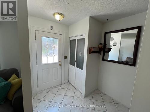 9504 Ashland Drive, Windsor, ON - Indoor Photo Showing Other Room