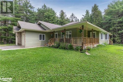 557 South Mary Lake Road, Huntsville, ON - Outdoor With Deck Patio Veranda