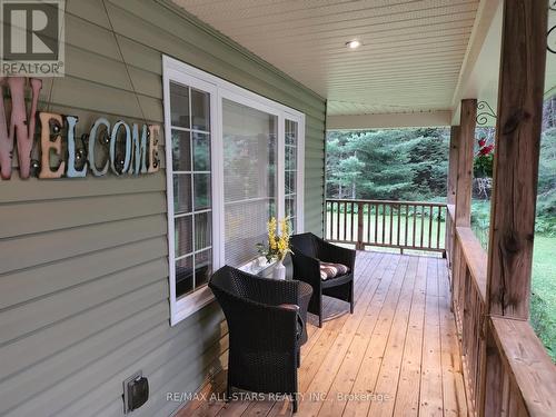 557 South Mary Lake Road, Huntsville, ON - Outdoor With Deck Patio Veranda With Exterior