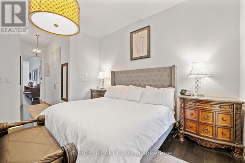 Ph3 - 50 Absolute Avenue, Mississauga (City Centre), ON - Indoor Photo Showing Bedroom