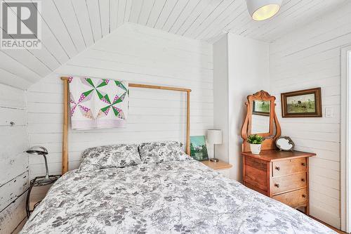 1787 County Road 26, Brighton, ON - Indoor Photo Showing Bedroom