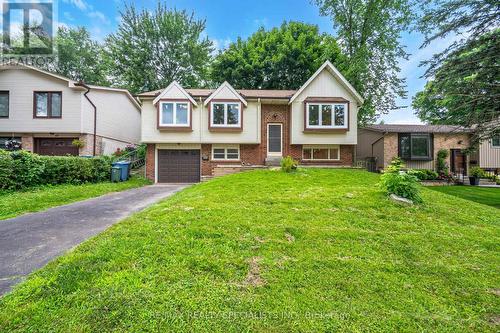 15 Woodridge Drive, Guelph (Parkwood Gardens), ON - Outdoor With Facade