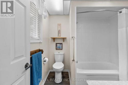 39 Grandview Crescent, Oro-Medonte, ON - Indoor Photo Showing Bathroom