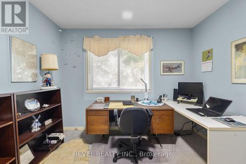 39 Grandview Crescent, Oro-Medonte, ON - Indoor Photo Showing Office