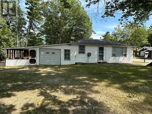 38 Laidlaw Street, Wasaga Beach, ON - Outdoor