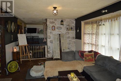 2568 Simcoe Road, Ramara (Brechin), ON - Indoor Photo Showing Other Room