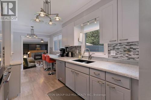 132 Hampton Heath Road, Burlington, ON - Indoor Photo Showing Kitchen With Double Sink