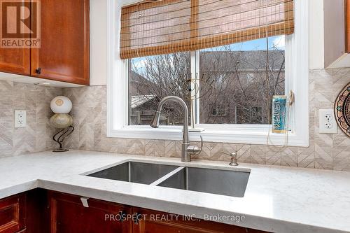 900 Mcneil Drive, Milton (Beaty), ON - Indoor Photo Showing Kitchen With Double Sink