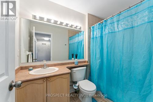 900 Mcneil Drive, Milton (Beaty), ON - Indoor Photo Showing Bathroom