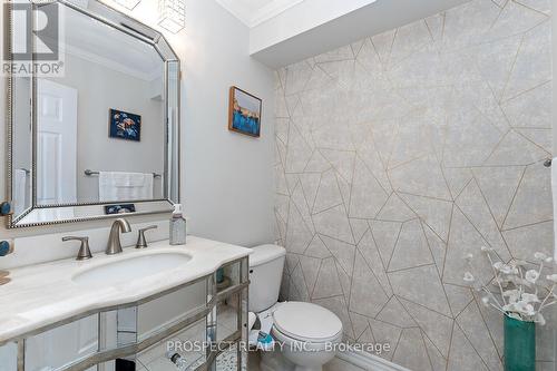 900 Mcneil Drive, Milton (Beaty), ON - Indoor Photo Showing Bathroom