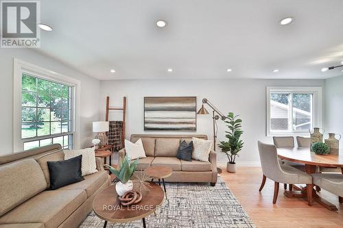 644 Maclaren Drive, Burlington (Roseland), ON - Indoor Photo Showing Dining Room