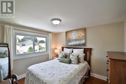 644 Maclaren Drive, Burlington (Roseland), ON - Indoor Photo Showing Bedroom