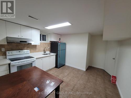 B - 45 Briarscross Bsmt Boulevard, Toronto (Agincourt North), ON - Indoor Photo Showing Kitchen