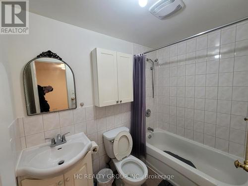 B - 45 Briarscross Bsmt Boulevard, Toronto (Agincourt North), ON - Indoor Photo Showing Bathroom