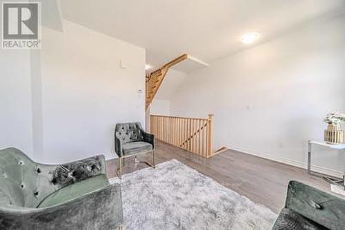 388 Okanagan Path, Oshawa, ON - Indoor Photo Showing Other Room