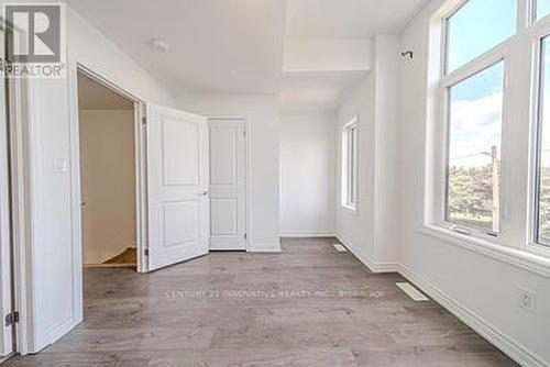 388 Okanagan Path, Oshawa (Donevan), ON - Indoor Photo Showing Other Room