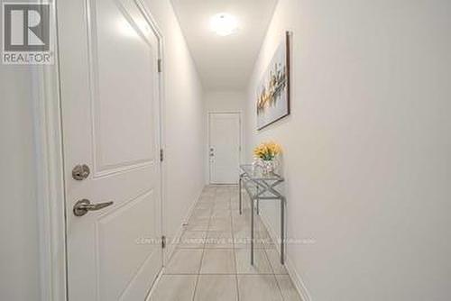 388 Okanagan Path, Oshawa (Donevan), ON - Indoor Photo Showing Other Room