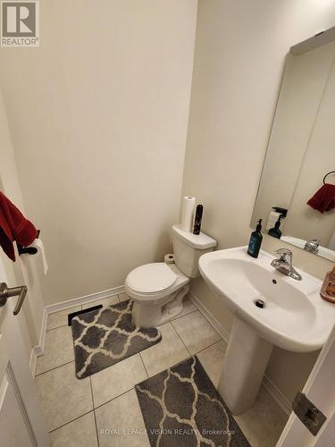 35 Healthcote Lane, Ajax (Central), ON - Indoor Photo Showing Bathroom