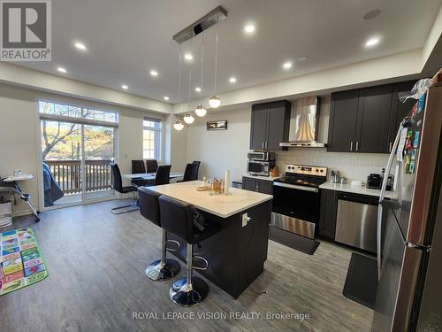 35 Healthcote Lane, Ajax (Central), ON - Indoor Photo Showing Kitchen With Upgraded Kitchen