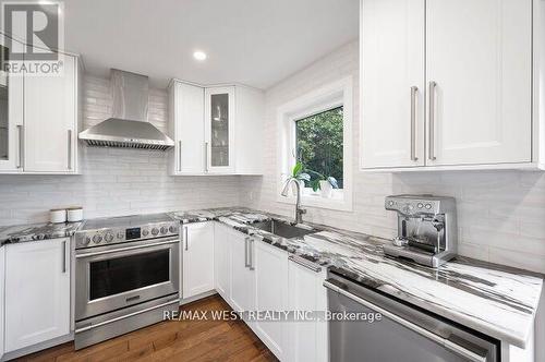 4021 Mahogany Row, Mississauga (Rathwood), ON - Indoor Photo Showing Kitchen With Stainless Steel Kitchen With Upgraded Kitchen