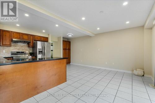 35 Charles Brown Road, Markham (Cedarwood), ON - Indoor Photo Showing Kitchen