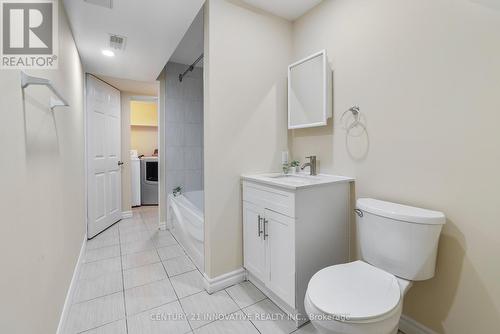 35 Charles Brown Road, Markham (Cedarwood), ON - Indoor Photo Showing Bathroom