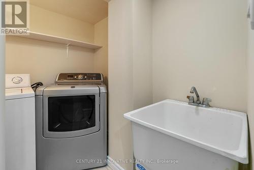 35 Charles Brown Road, Markham (Cedarwood), ON - Indoor Photo Showing Laundry Room