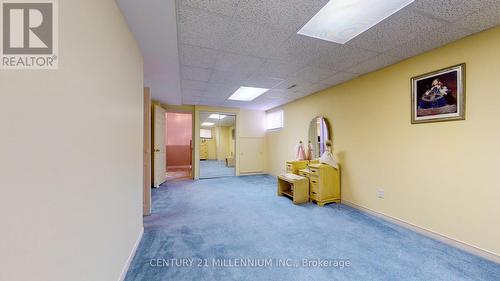 80 Downer Crescent, Wasaga Beach, ON - Indoor Photo Showing Other Room