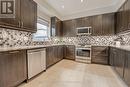 41 Landscape Drive, Oro-Medonte (Horseshoe Valley), ON  - Indoor Photo Showing Kitchen With Upgraded Kitchen 