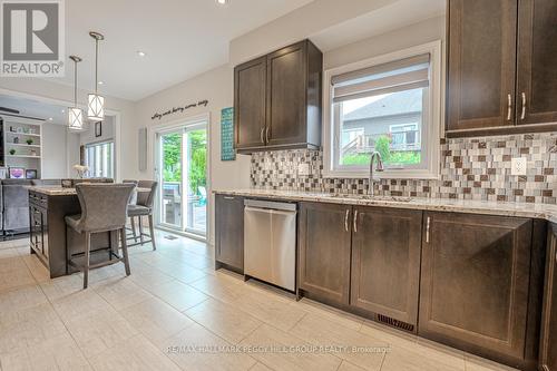 41 Landscape Drive, Oro-Medonte, ON - Indoor Photo Showing Kitchen With Double Sink