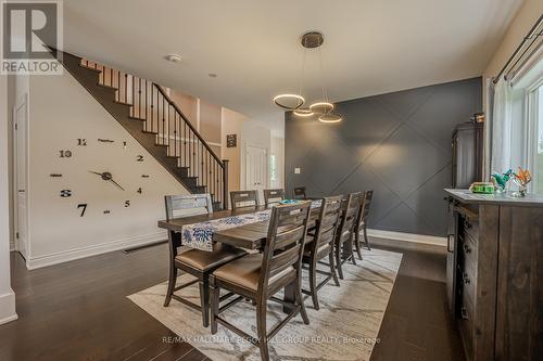 41 Landscape Drive, Oro-Medonte, ON - Indoor Photo Showing Dining Room