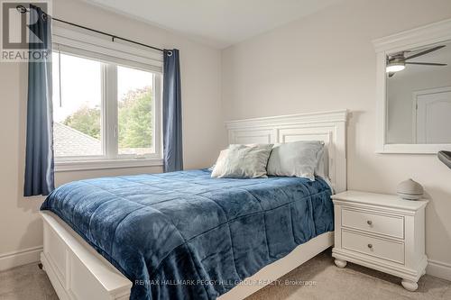 41 Landscape Drive, Oro-Medonte, ON - Indoor Photo Showing Bedroom