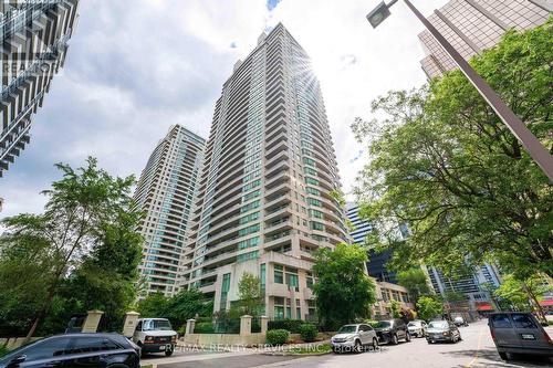 2109 - 23 Hollywood Avenue, Toronto (Willowdale East), ON - Outdoor With Balcony With Facade