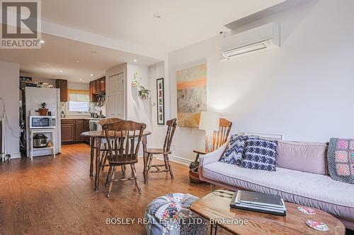 58 Palmerston Avenue, Toronto (Trinity-Bellwoods), ON - Indoor Photo Showing Living Room