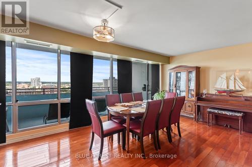 1801 - 389 Dundas Street, London, ON - Indoor Photo Showing Dining Room