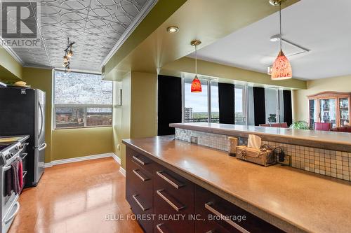 1801 - 389 Dundas Street, London, ON - Indoor Photo Showing Kitchen