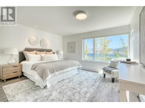 3190 Landry Crescent, Summerland, BC - Indoor Photo Showing Bedroom