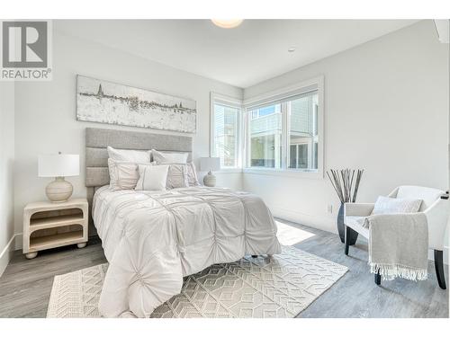 3190 Landry Crescent, Summerland, BC - Indoor Photo Showing Bedroom