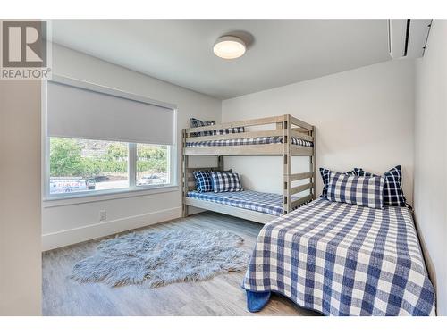 3190 Landry Crescent, Summerland, BC - Indoor Photo Showing Bedroom