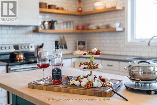 20858 Loyalist Parkway, Prince Edward County (Hillier), ON - Indoor Photo Showing Kitchen