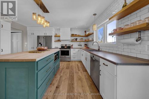 20858 Loyalist Parkway, Prince Edward County (Hillier), ON - Indoor Photo Showing Kitchen With Double Sink With Upgraded Kitchen