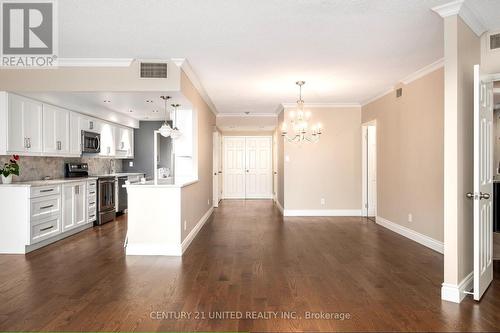 301 - 1818 Cherryhill Road, Peterborough (Monaghan), ON - Indoor Photo Showing Kitchen With Upgraded Kitchen