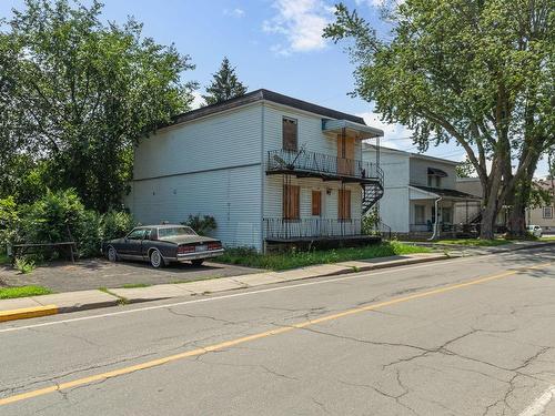 FaÃ§ade - 200  - 202A Rue St-Étienne, L'Assomption, QC - Outdoor